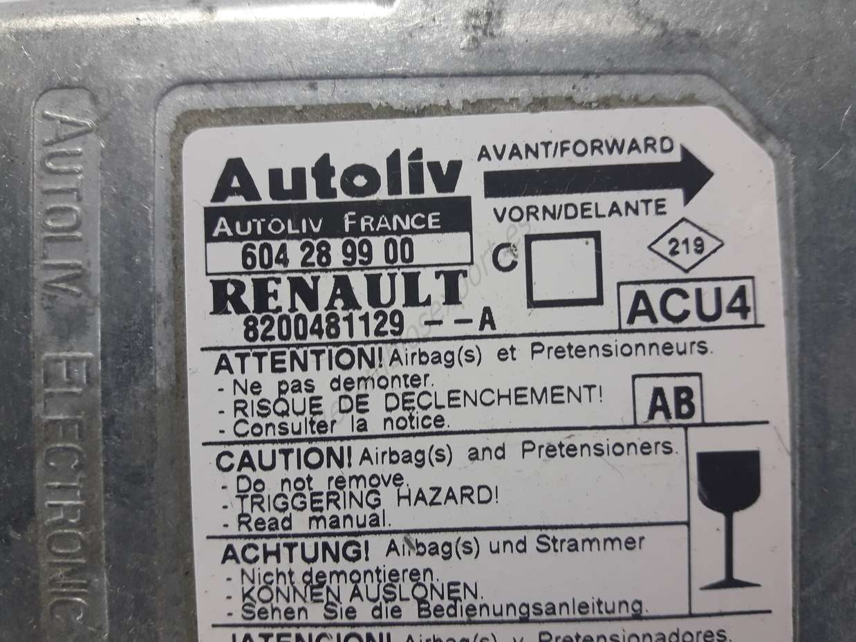Centralita Airbag Renault Megane 8200411006 AUTOLIV 604289900 604 28 99 00 ACU4 AB - foto 2