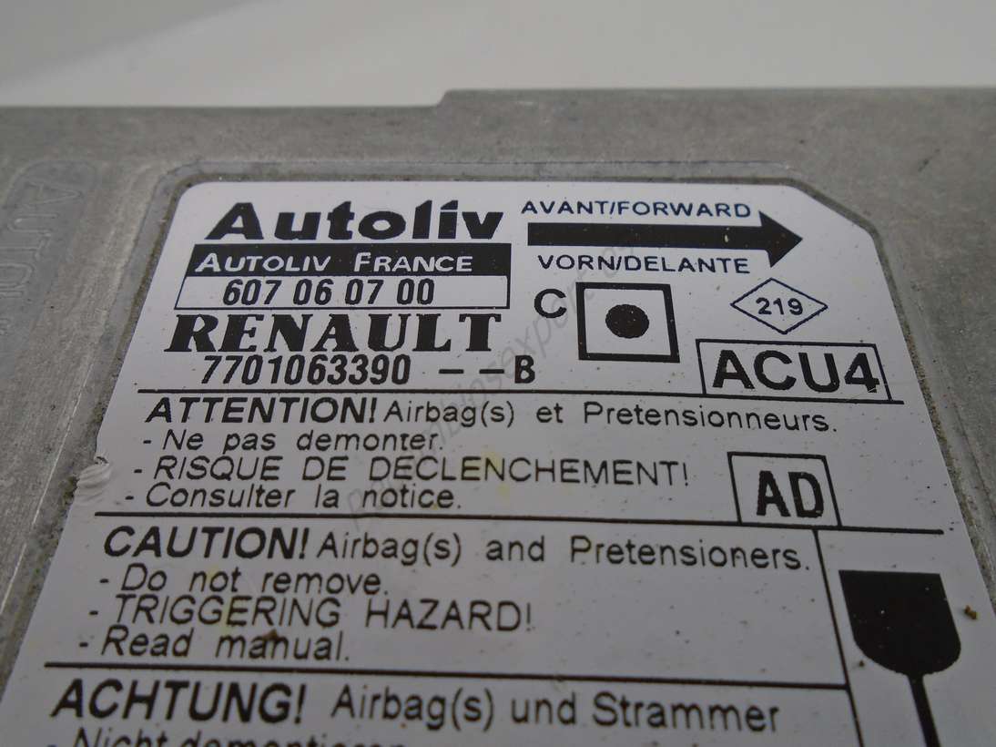 Centralita de airbag Renault Megane AD 7701063390B 7701063390--B Autoliv 607060700 607 06 07 00 - foto 2