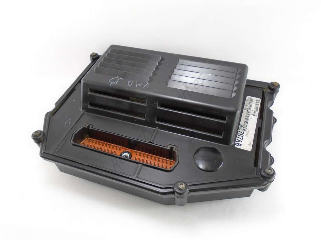 Centralita de motor Jeep Cherokee P56041707AB 56041707AB - foto 1