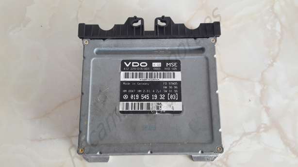 Centralita de motor Mercedes W202 W210 0195451932 019 545 19 32 VDO 412229018003 - foto 1