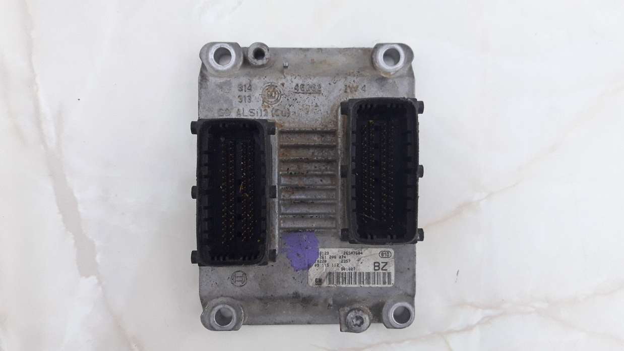 Centralita de motor Opel Corsa 09115112BZ 09115112 BZ 09 115 112 BZ BOSCH 0261206074 0 261 206 074 - foto 1