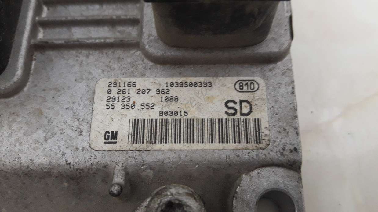 Centralita de motor Opel Corsa 55350552SD 55350552 SD 55 350 552 SD BOSCH 0261207962 0 261 207 962 - foto 2