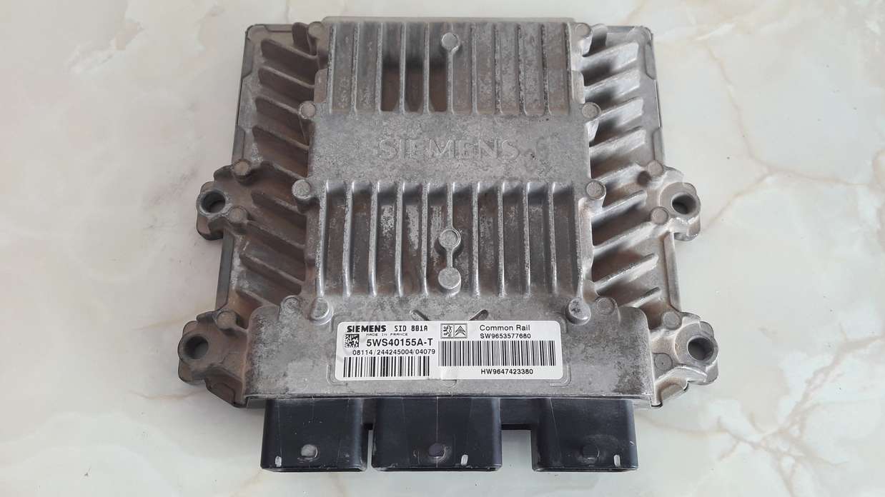 Centralita del motor Citroen Berlingo  SW9653577680 HW9647423380 Siemens 5WS40155AT  5WS40155A-T - foto 1