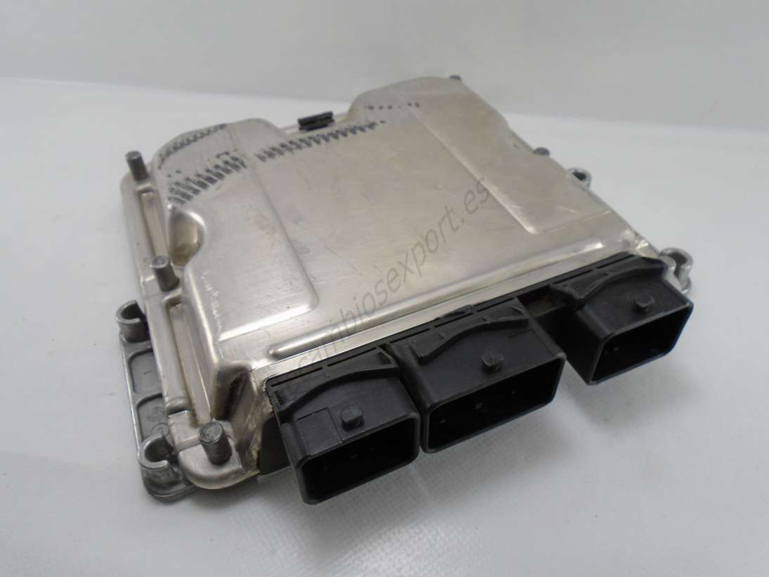 Centralita del motor Citroen Xsara Picasso 96 583 731 80 9658373180 EDC15C220 BOSCH 0 281 011 518 0281011518 - foto 1