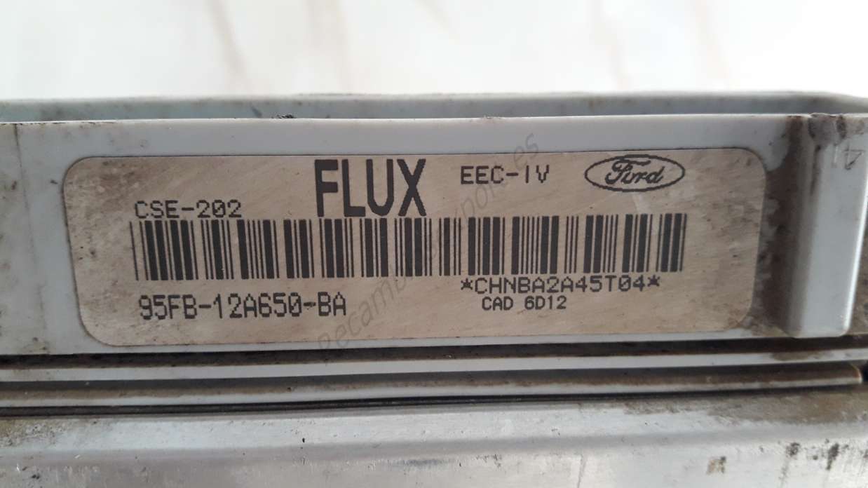 Centralita del motor Ford Fiesta 95FB12A650BA 95FB-12A650-BA FLUX - foto 2