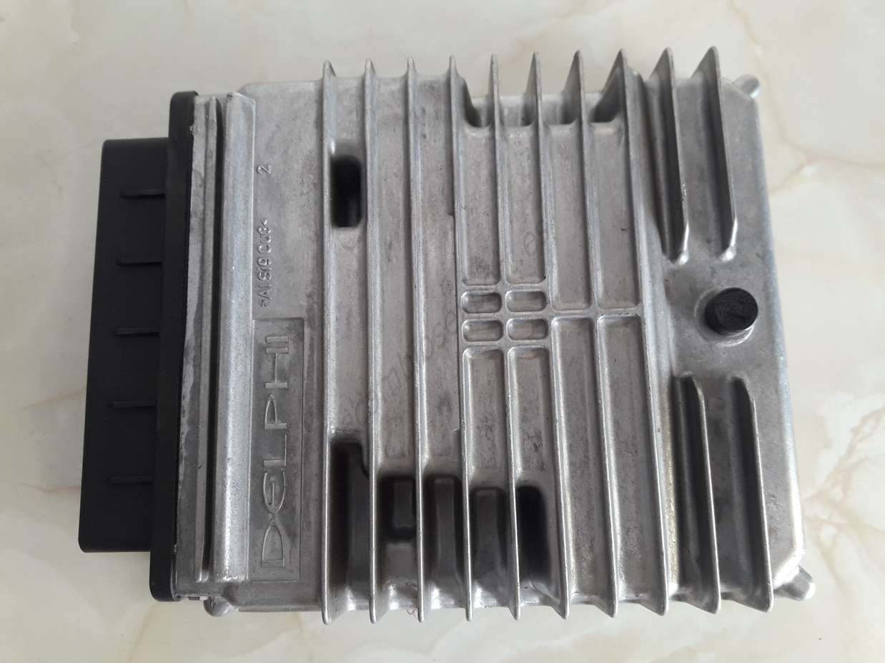 Centralita del motor Ford Focus R0411C004L 3M5112A650LB 3M51-12A650-LB - foto 1