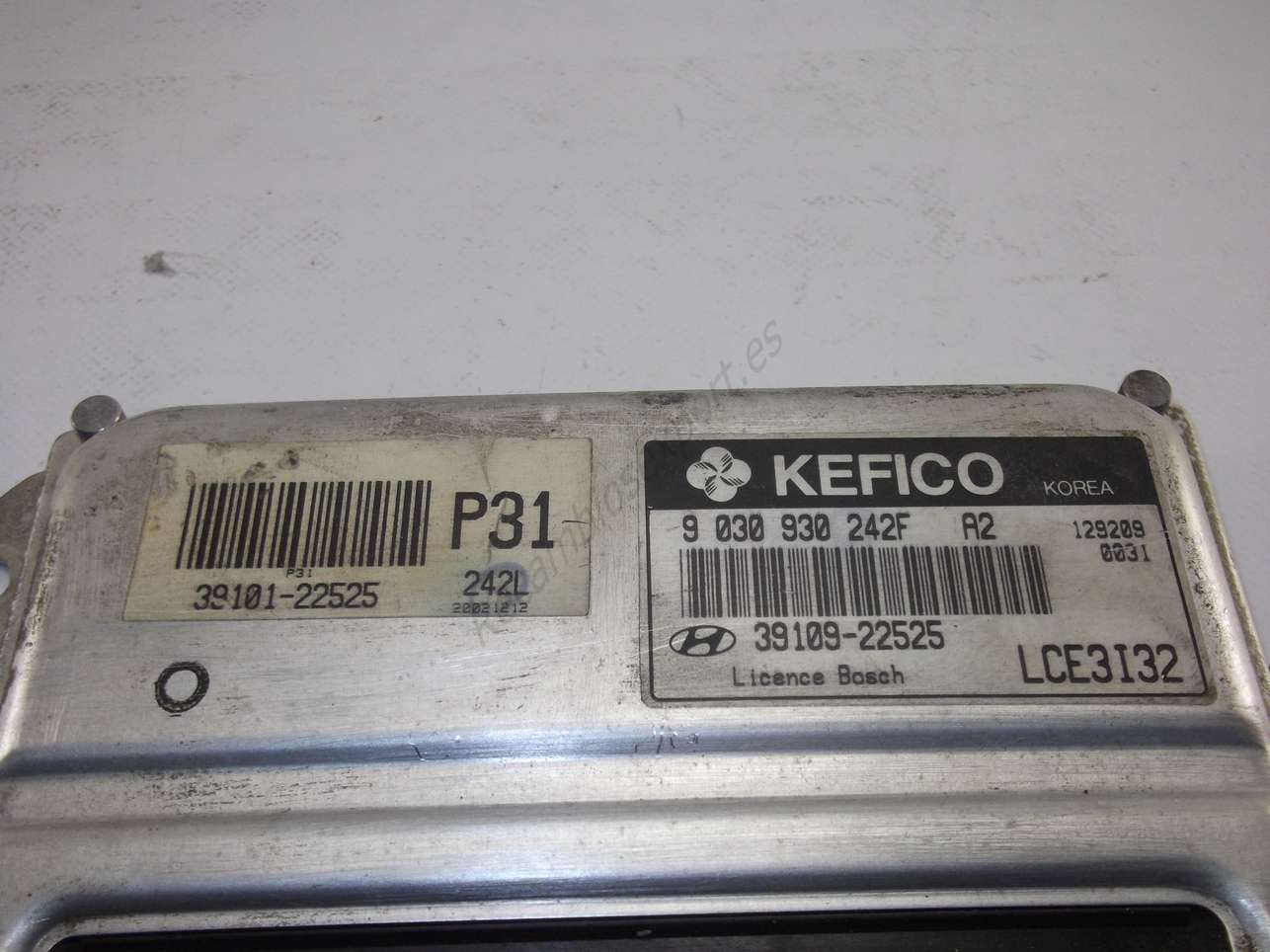 Centralita del motor Hyundai Accent 9030930242F 9 030 930 242 F 3910922525 39109 22525 - foto 2