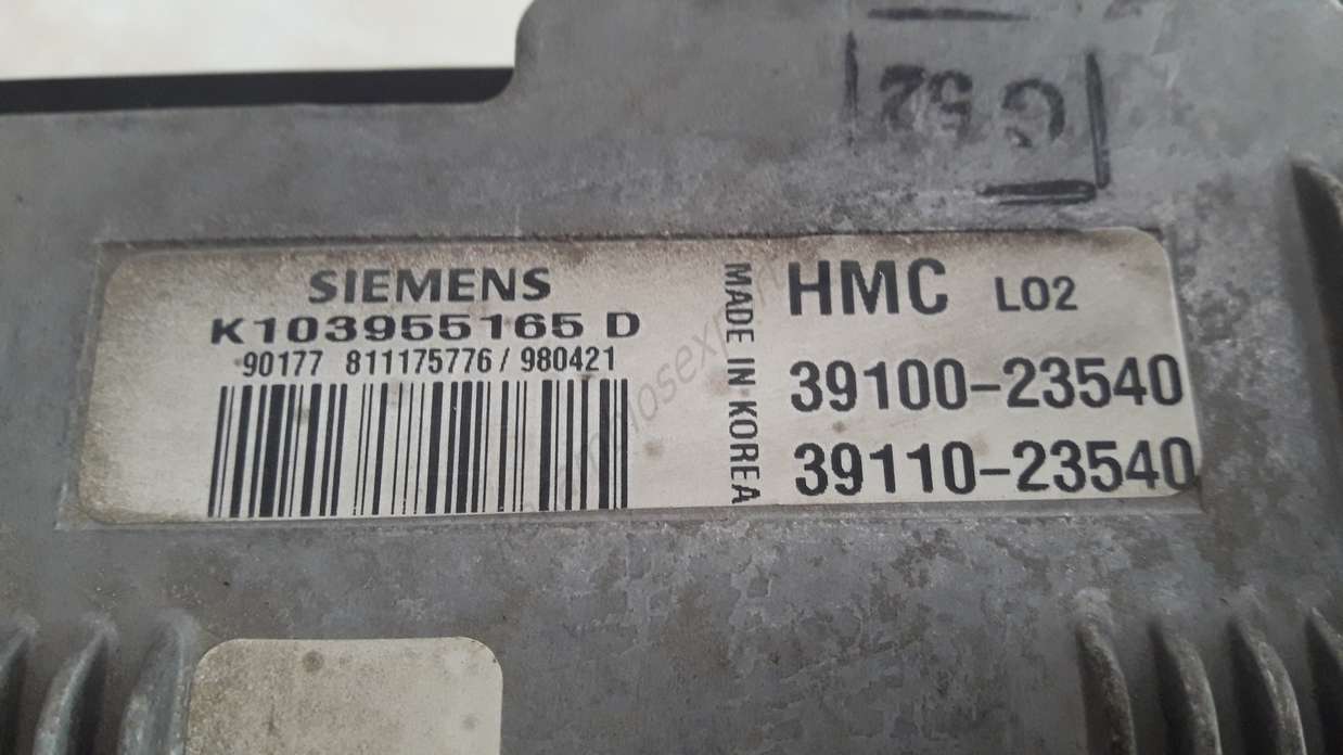 Centralita del motor Hyundai Coupe 3910023540 3911023540 Siemens K103955165D K103955165 D - foto 2