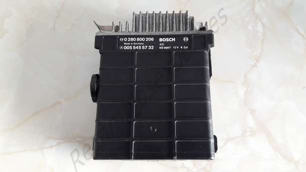 Centralita del motor Mercedes Benz W124 0055455732 005 545 57 32 BOSCH 0280800206 0 280 800 206 - foto 1