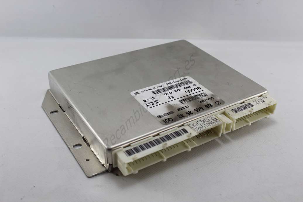 Centralita del motor Mercedes  W168 W169 1685453532 Q01 168 545 35 32 Bosch 0265109630 0 265 109 630 - foto 1
