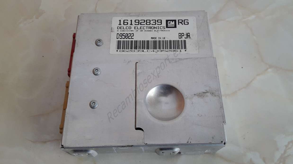 Centralita del motor Opel Astra 16192839 RG D95022 BPJA - foto 1