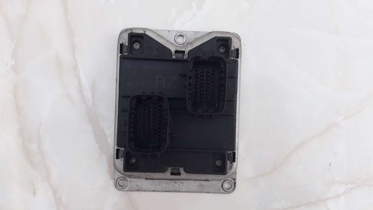 Centralita del motor Opel Corsa GM 90532610RZ 90532610 RZ 90 532 610 RZ BOSCH 0261204475 0 261 204 475 - foto 1