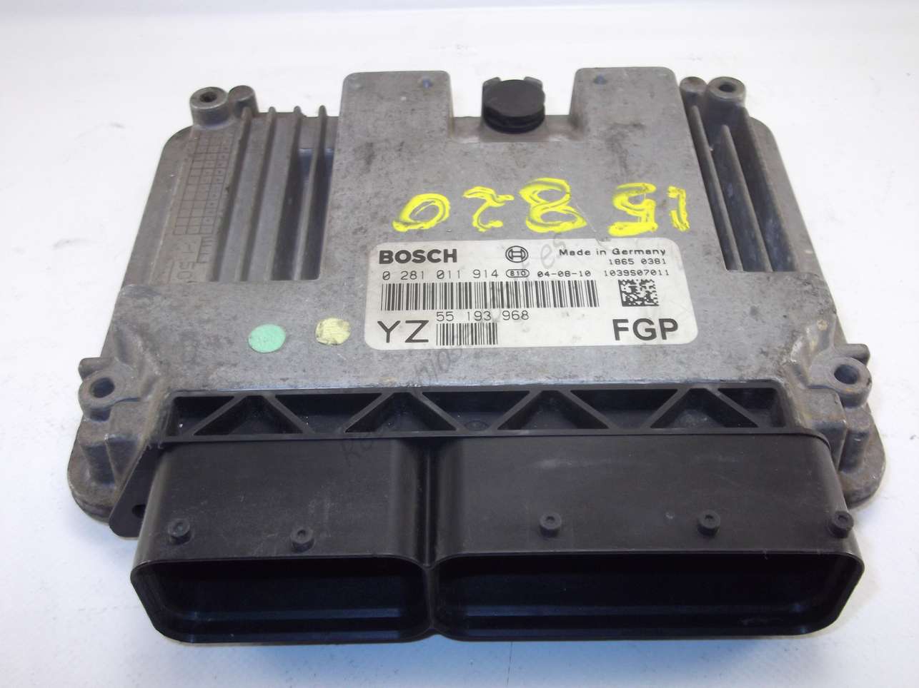 Centralita del motor Opel Vectra 55193968YZ 55 193 968 YZ 55193968 BOSCH 0281011914 0 281 011 914 - foto 1