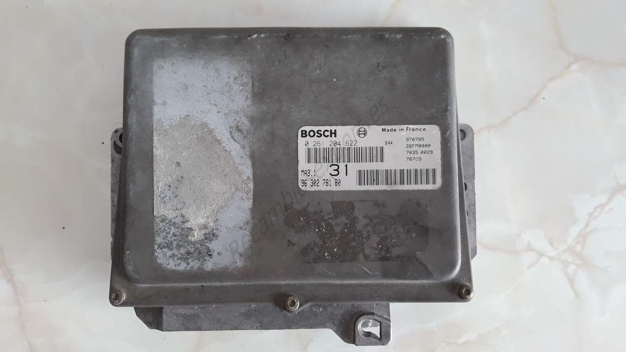 Centralita del motor Peugeot 106 Citroen Saxo 9630278180 96 302 781 80 BOSCH 0261204622 0 261 204 622 - foto 1