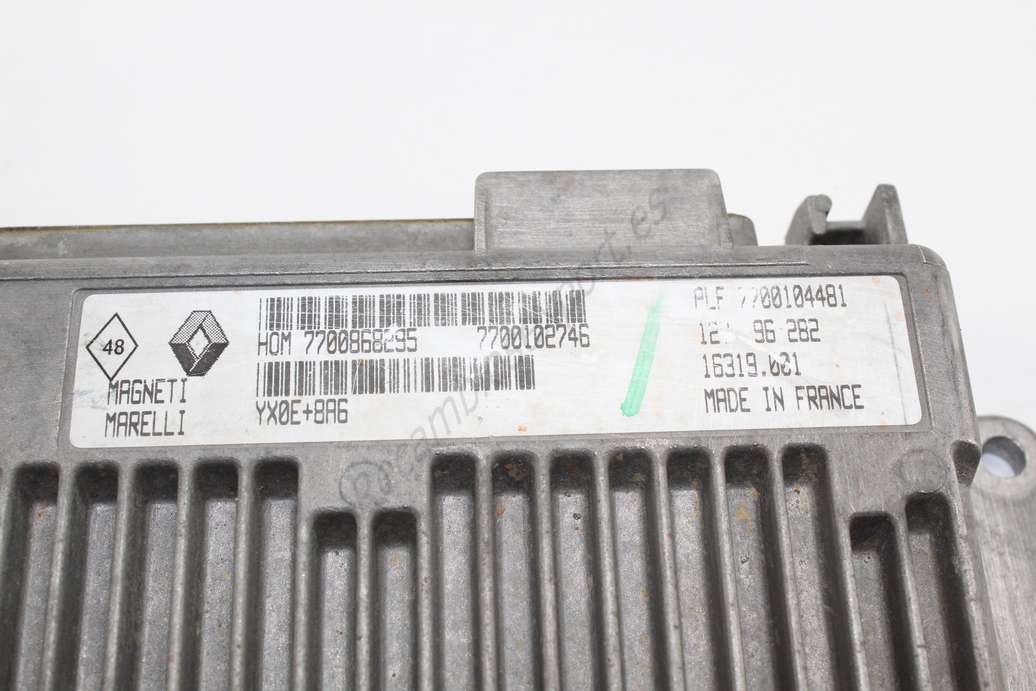 Centralita del motor Renault Clio 7700868295 7700102746 - foto 2
