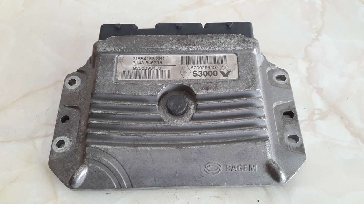 Centralita del motor Renault Megane Scenic S3000 SAGEM 8200298463 8200 298 463 8200298457 21584153-3B1 215841533B1 - foto 1