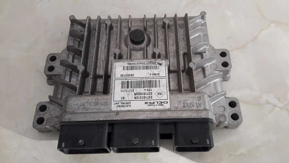 Centralita del motor Renault Twingo 237101312R 237101693R 28303730 - foto 1
