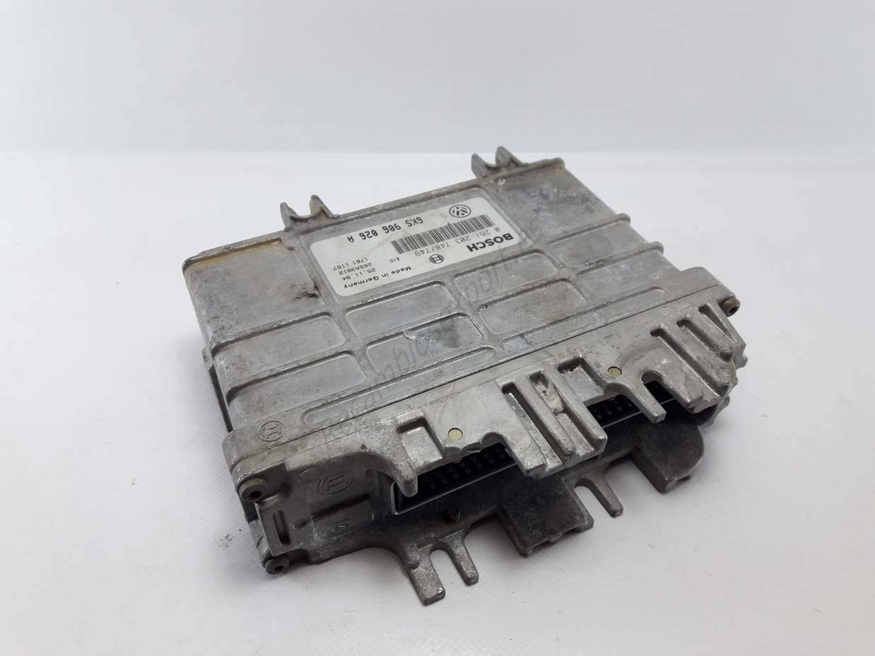 Centralita del motor Seat Ibiza Cordoba 6K5 906 026 A 6K5906026A 26SA3612 BOSCH 0 261 203 748 0261203748/749 - foto 1