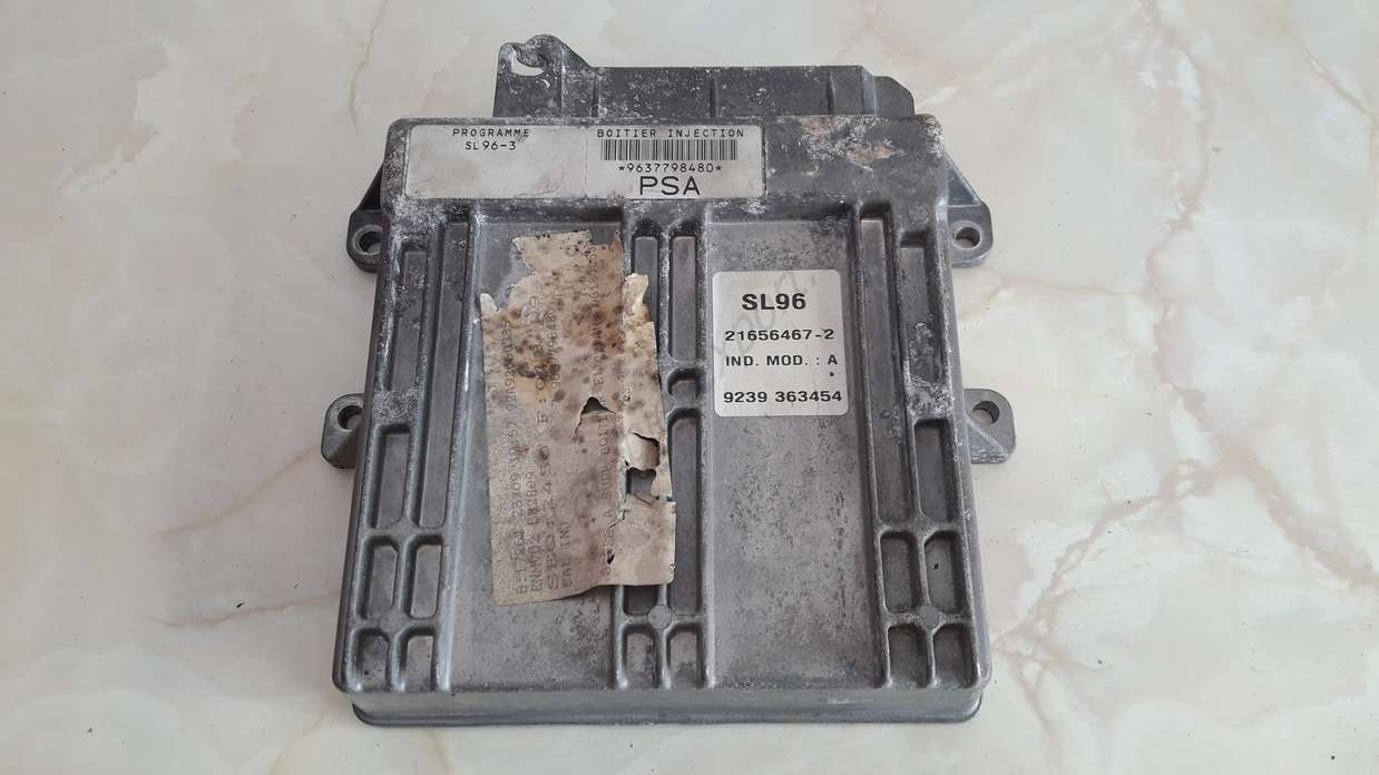 Centralita motor Peugeot 406 Citroen Xantia 9637798480 216564672  21656467 2  9239363454 - foto 1