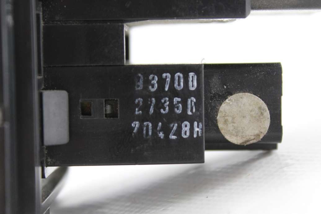 Interruptor de elevalunas Hyundai Coupe Elantra 612W03130 9370027350 93700 27350 9370D2735D 9370D 2735D - foto 2