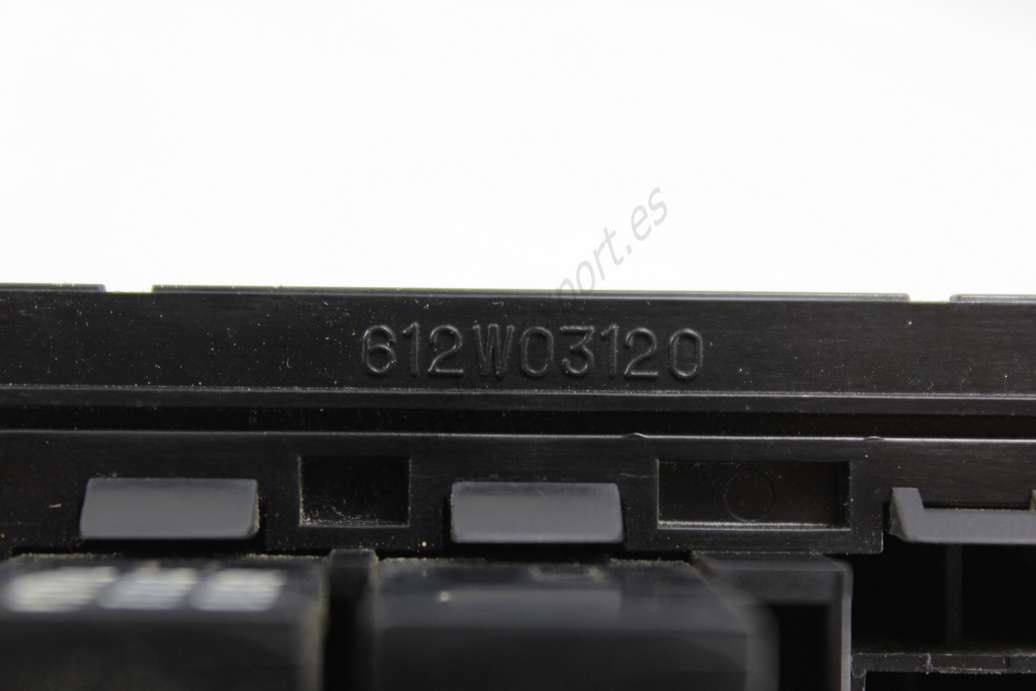 Interruptor de faros antiniebla Hyundai Coupe 9374027000 93740 27000 9370027200 93700 27200 612W03120 - foto 4