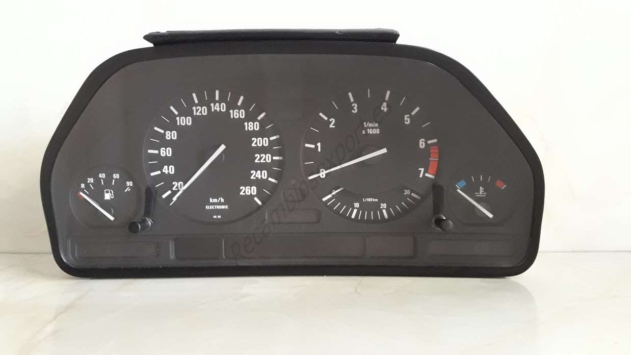 Kombiinstrument BMW E32 62118350530 621 1-8 350 530 83505249 8 350 524 9 - foto 1