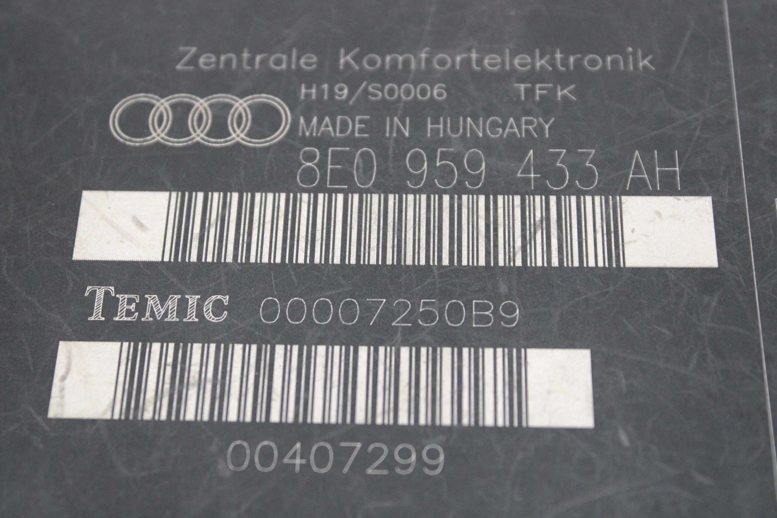 Módulo Confort Audi A4 8E - foto 2