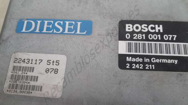 Motorsteuergerät BMW E30 E32 E34 2242211 2243117 BOSCH 0281001077 - foto 2
