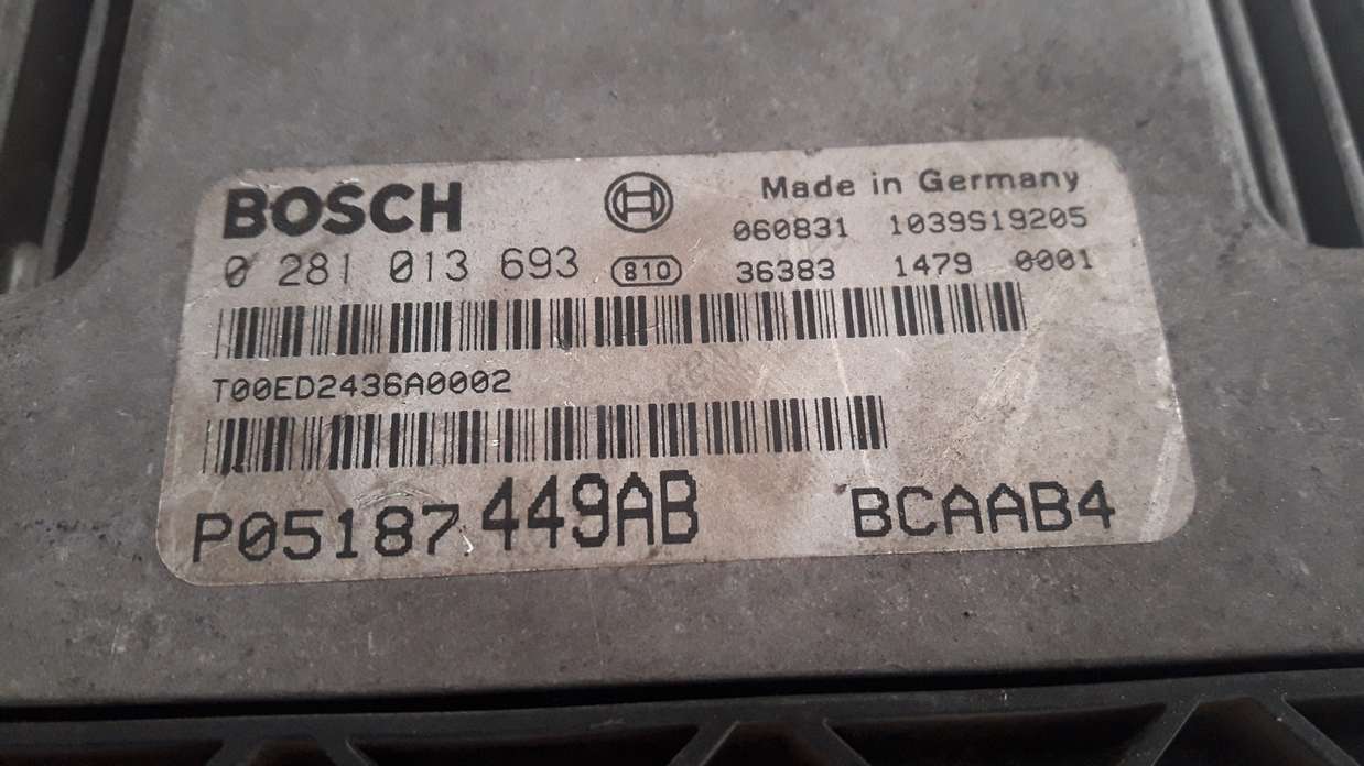 Motorsteuergerät Jeep Chrysler Dodge 0281013693 0 281 013 693 P05187449AB BCAAB4 - foto 2