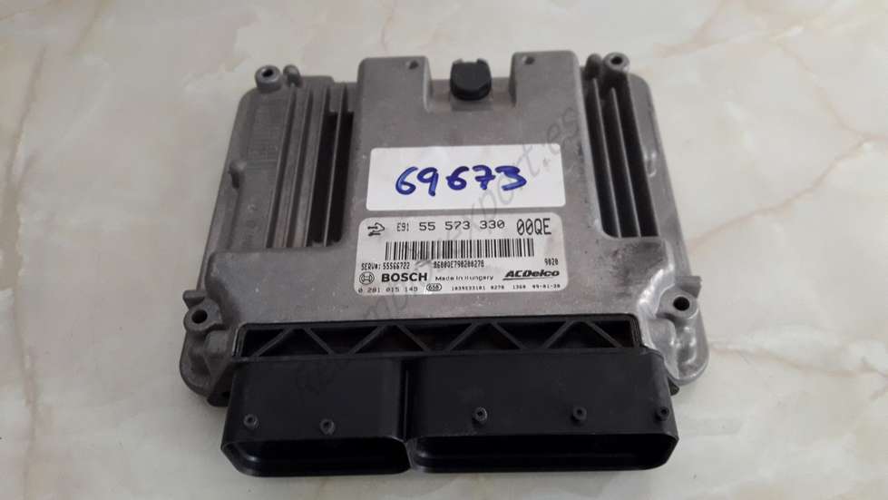 Motorsteuergerät Opel Insignia 55573330 55 573 330 00QE 5557333000QE BOSCH 0281015149 0 281 015 149 - foto 1