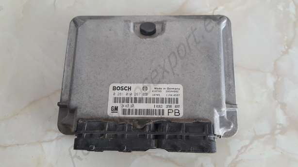 Motorsteuergerät Opel Vectra 24417167 24 417 167 PB 24417167PB BOSCH 0281010267 0 281 010 267 - foto 1
