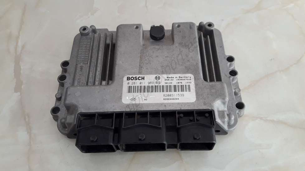Motorsteuergerät Renault Laguna 0281011969 0 281 011 969 8200311539 8200440204 - foto 1