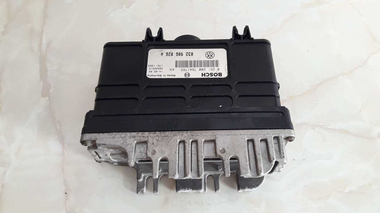 Motorsteuergerät VW Golf 3 032906026A 032 906 026 A BOSCH 0261200764765 - foto 1