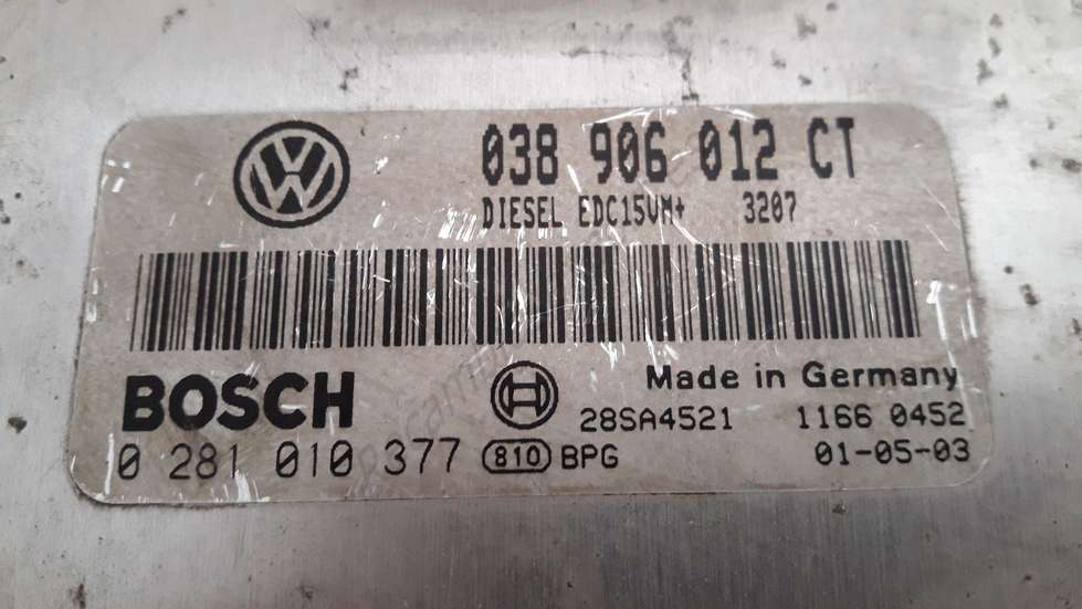 Motorsteuergerät VW Polo 038906012CT 038 906 012 CT 0281010377 0 281 010 377 - foto 2