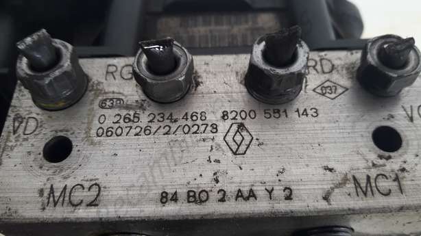 ABS Renault Megane Scenic 8200551143 BOSCH 0265234468 0265950595 - foto 3