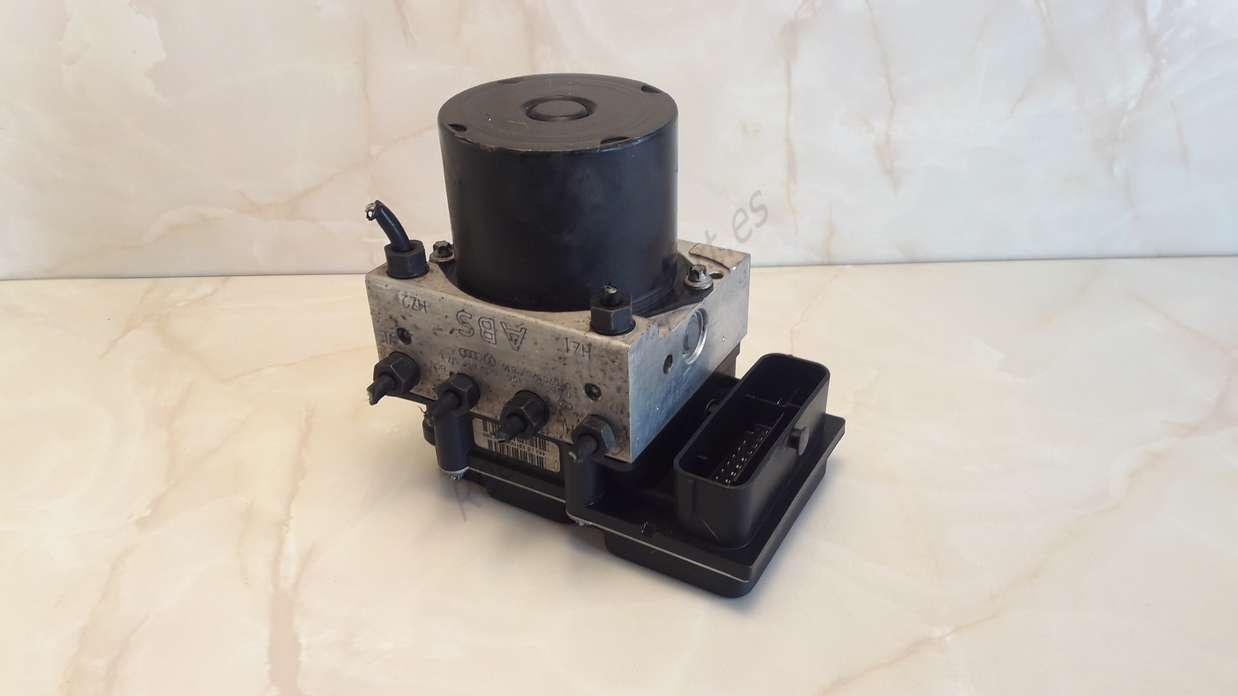 ABS VW Audi Seat Skoda 6Q0614117L BOSCH 0265231426 0265800363 - foto 1
