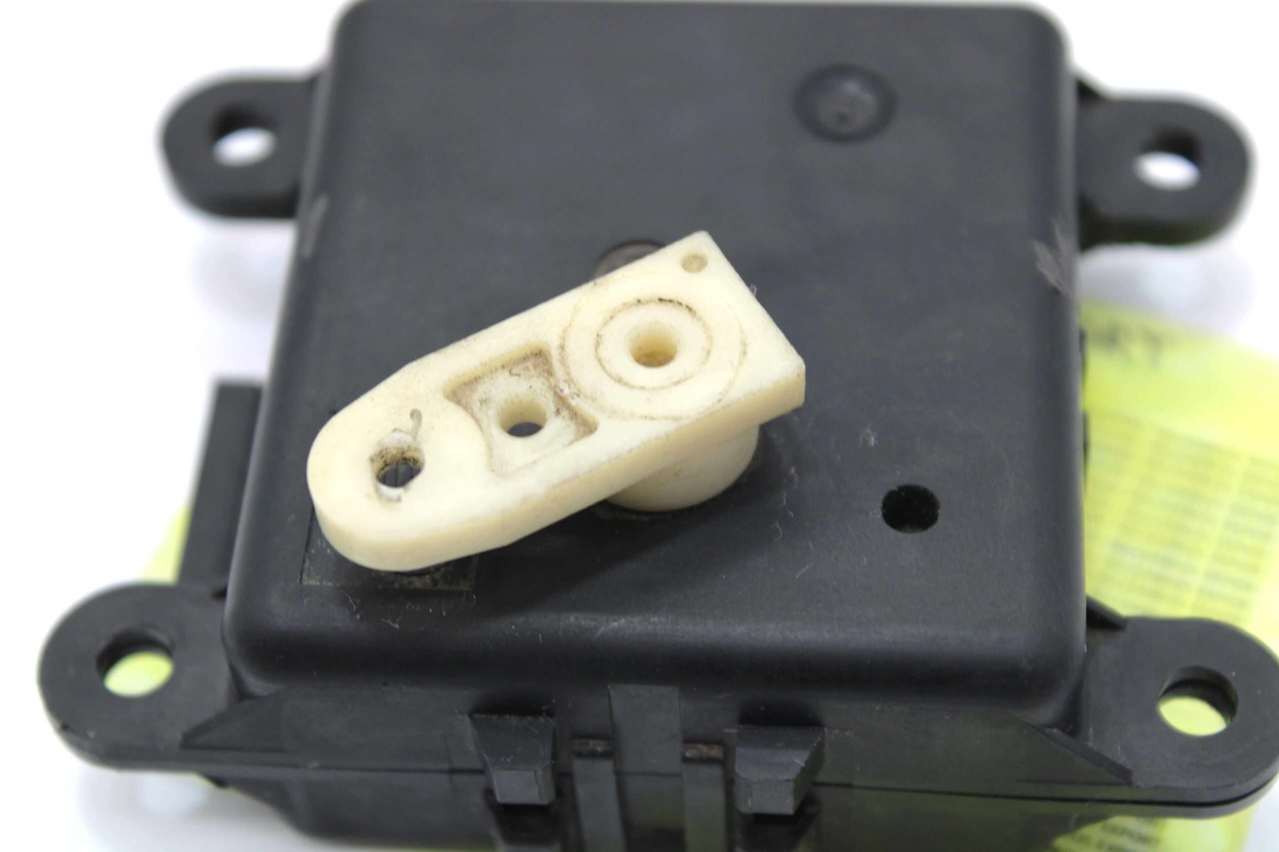 Actuador Nissan Primera - foto 4