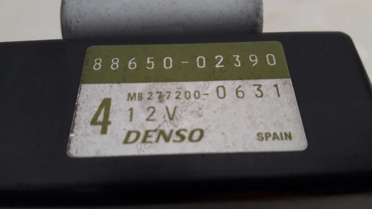 Amplificador de antena Toyota Corolla  8865002390 88650-02390 DENSO MB2772000631 MB277200-0631 - foto 2