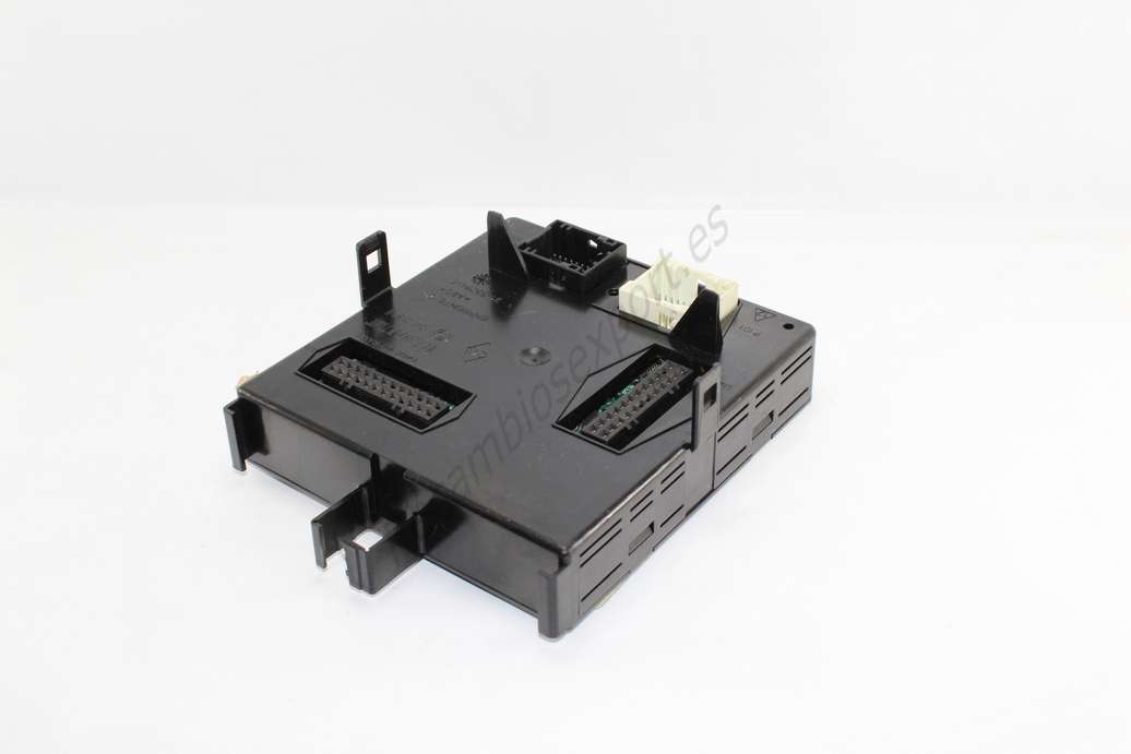BSI Caja Fusibles Renault Laguna 8200141151 55RD6Z010 - foto 1
