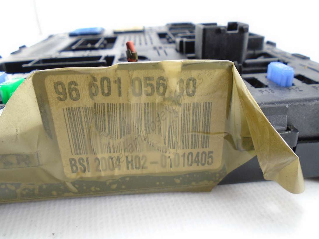 BSI Caja de fusibles Peugeot Citroen 9660105680 96 601 056 80 - foto 2