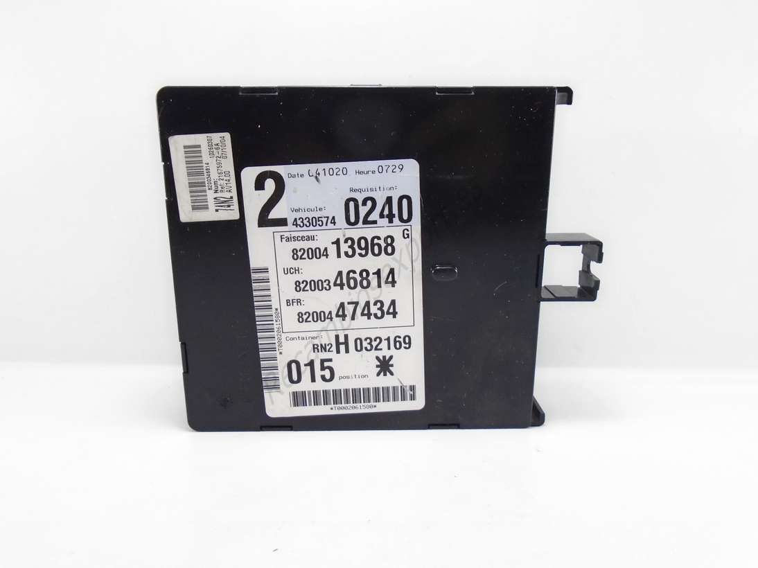 BSI Caja de fusibles UCH BCM BSI Modul Renault 8200413968 8200346814 8200447434 - foto 1