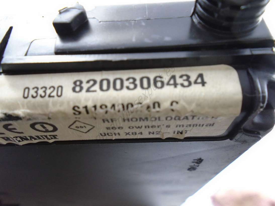 BSI caja de Fusibles Renault Scenic 2 Megane  8200306434 Siemens S118400220C S118400220 C - foto 2