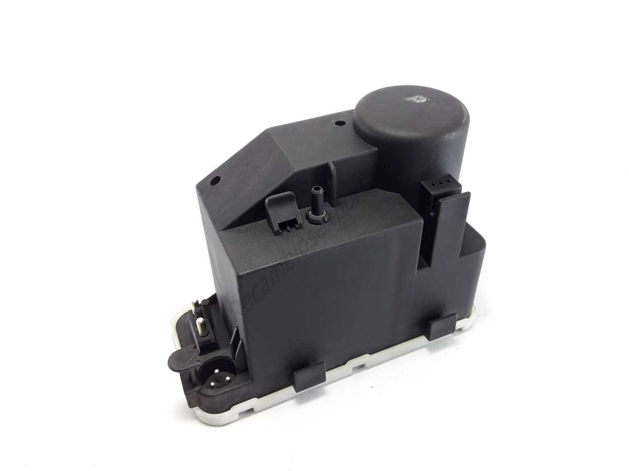 Bomba cierre centralizado Mercedes Benz E200 W124 BOSCH 0132006328 1248001148 0 132 006 328 124 800 1148 - foto 1