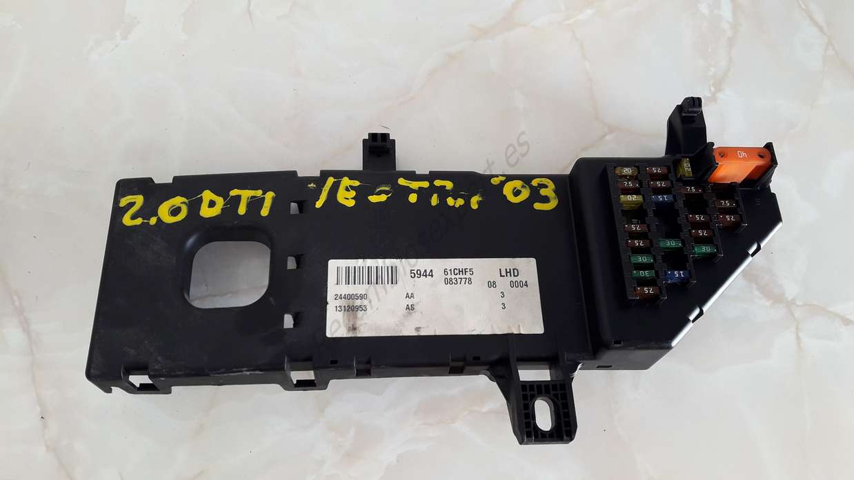 Caja Fusible Centralita Opel Vectra 13120953AS 13120953 AS 24400590AA 24400590 AA - foto 1