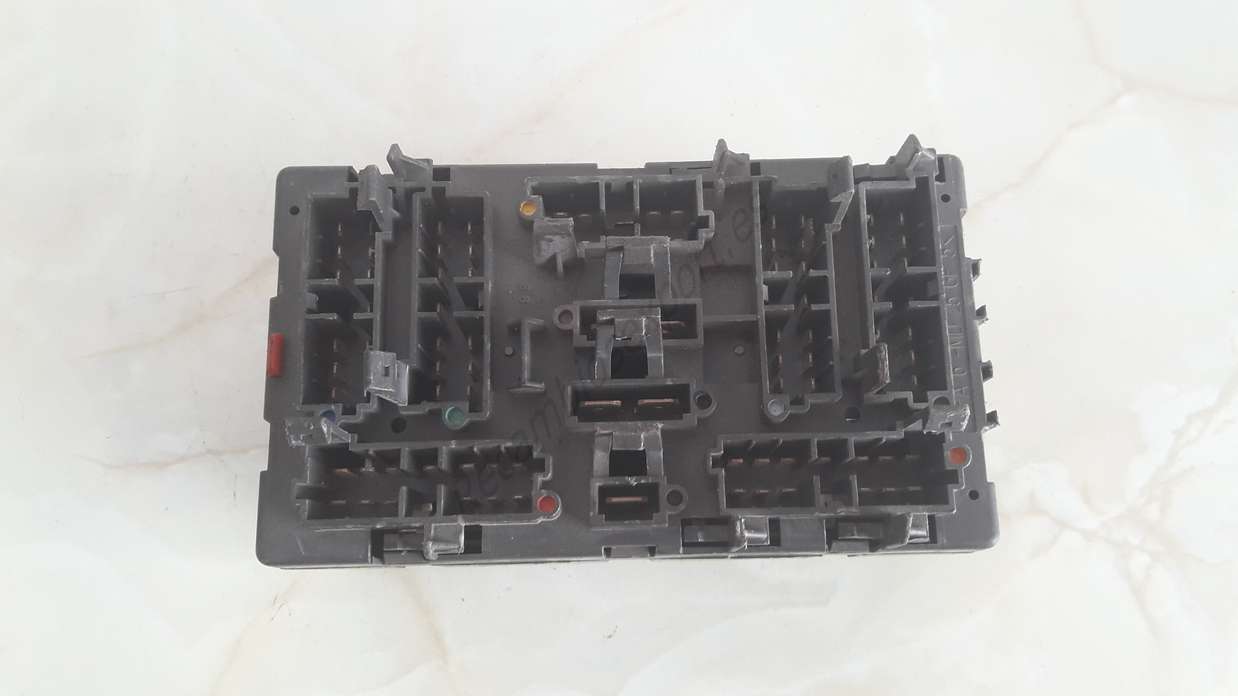 Caja de Fusibles PSA Peugeot Citroen 9459288180 PSA 94592 881 80 0 DAV 11660 02 - foto 3