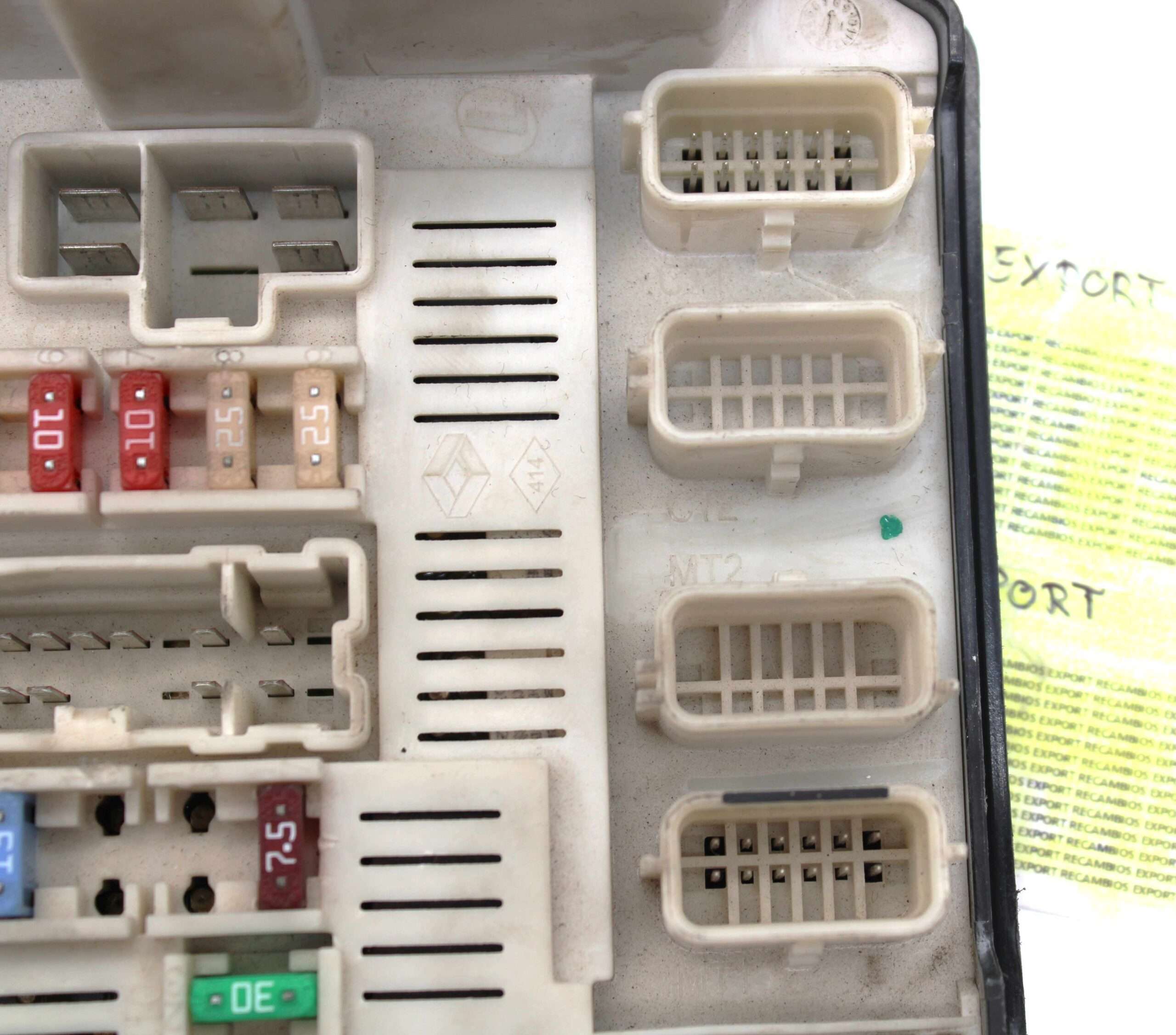 Caja de Fusibles Renault Megane - foto 3