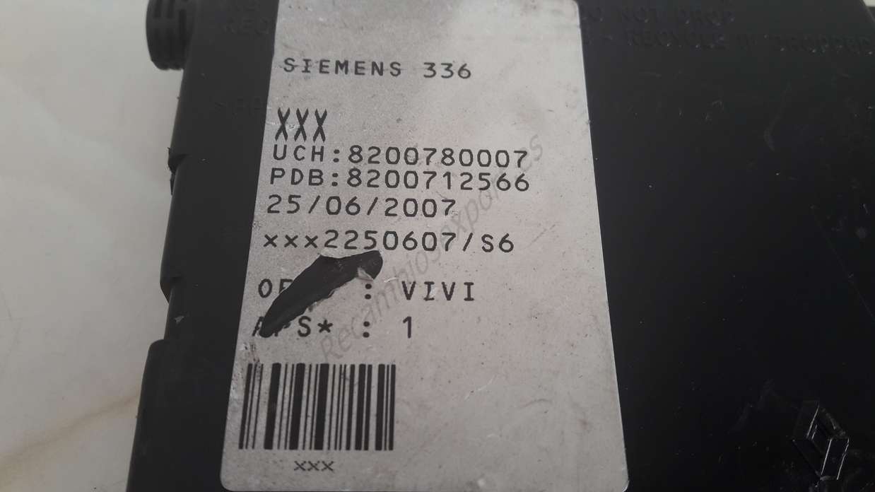 Caja de Fusibles Renault Megane 8200780007 U118400140J 8200712566 - foto 3