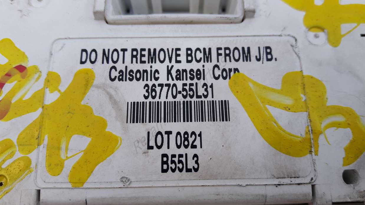 Caja de fusible Suzuki 3677055L31 36770-55L31 - foto 2