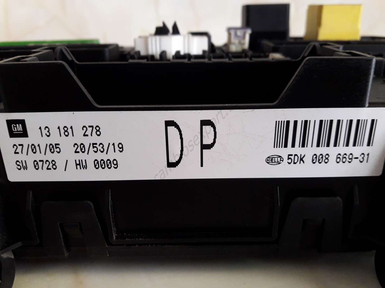 Caja de fusibles BSI Opel Astra 13181278DP 13 181 278 DP 5DK00866931 5DK008669-31 - foto 2