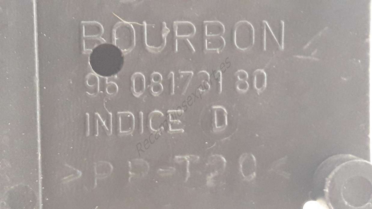 Caja de fusibles Citroen Saxo  9608173180 96 081731 80 BOURBON - foto 2